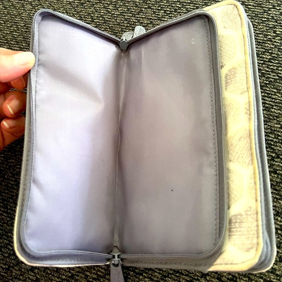 Clutch Purse - Picture 3 of 6